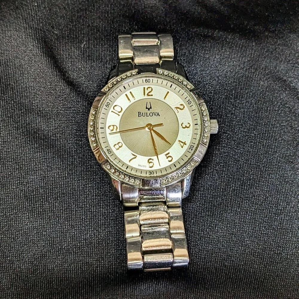 Swarovski Crystal with Mother of Pearl Ladies Stainless Steel Watch 98L223